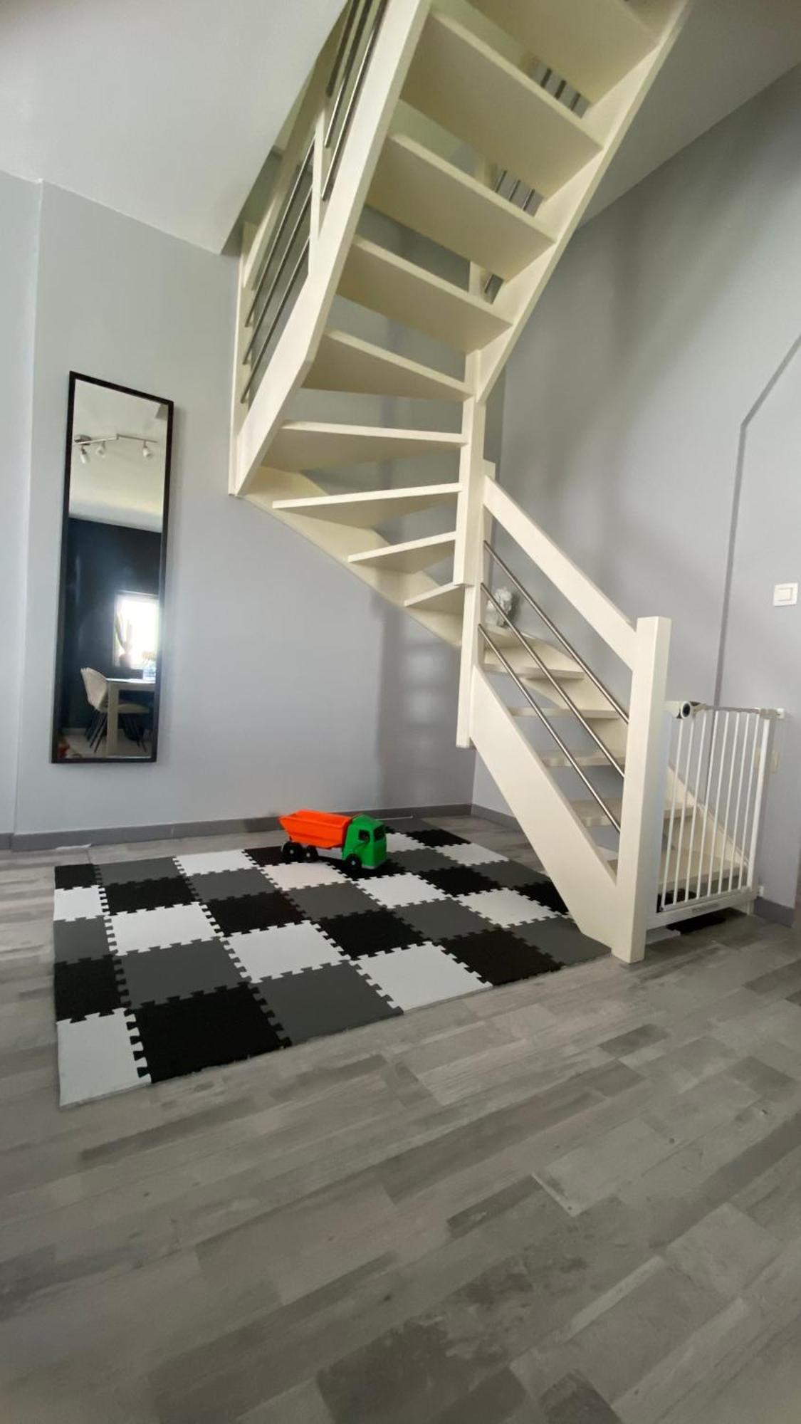 Next2Airport - Appartement House Of Lions Ransart Ngoại thất bức ảnh