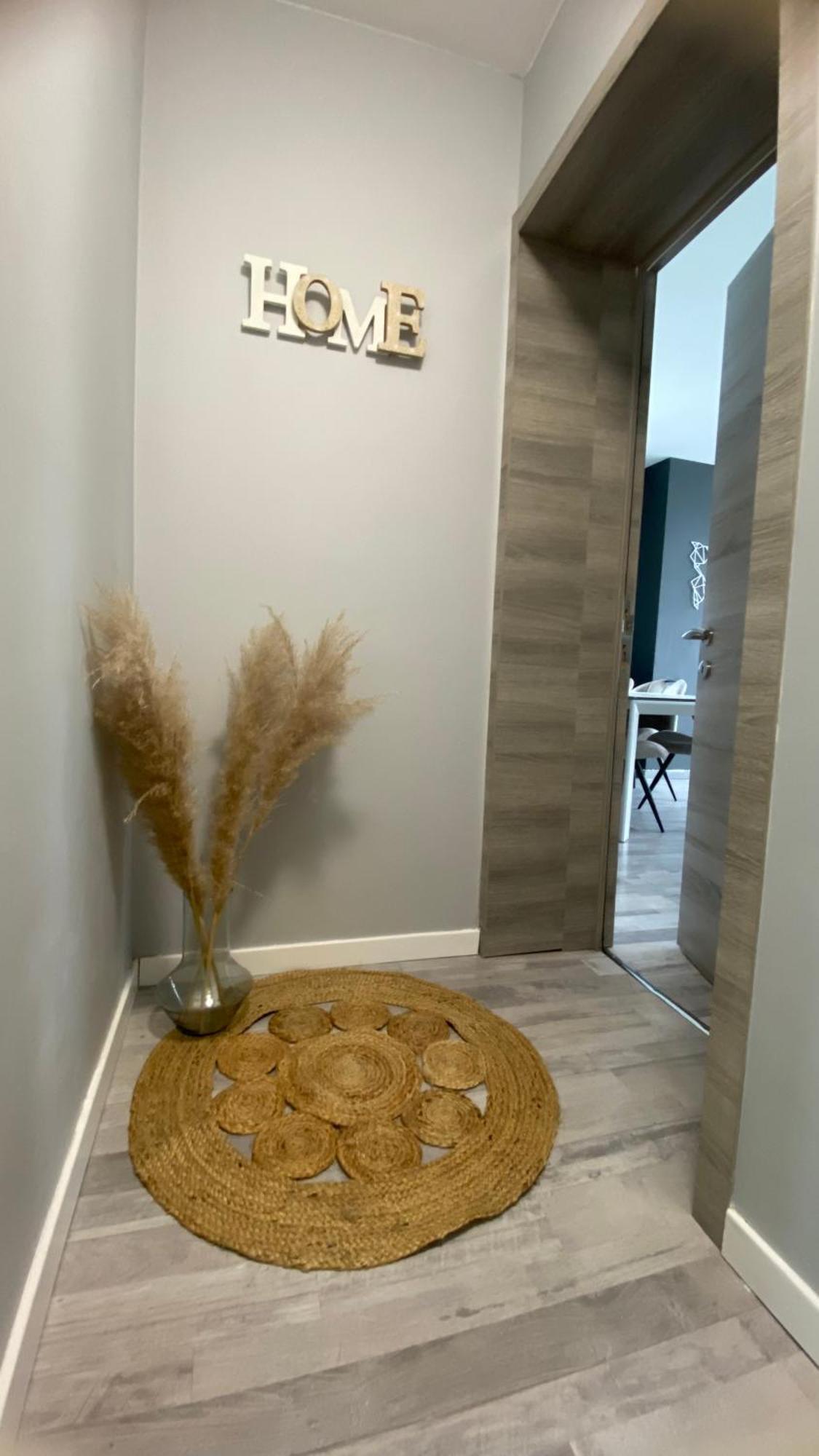 Next2Airport - Appartement House Of Lions Ransart Ngoại thất bức ảnh